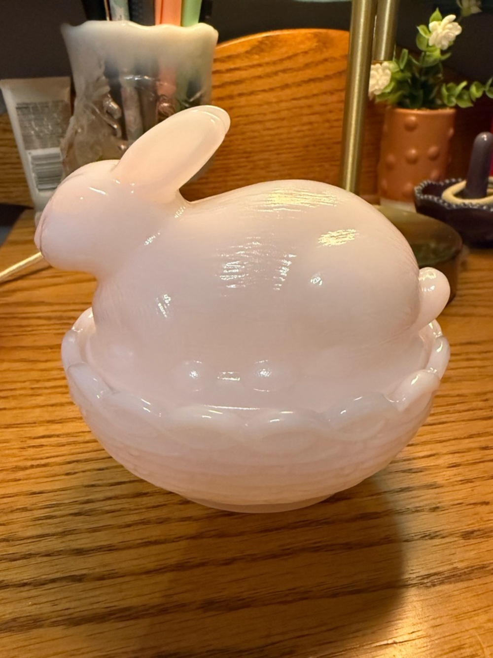 Mosser Tuscan Pink Bunny on nest - Picture 2 of 11